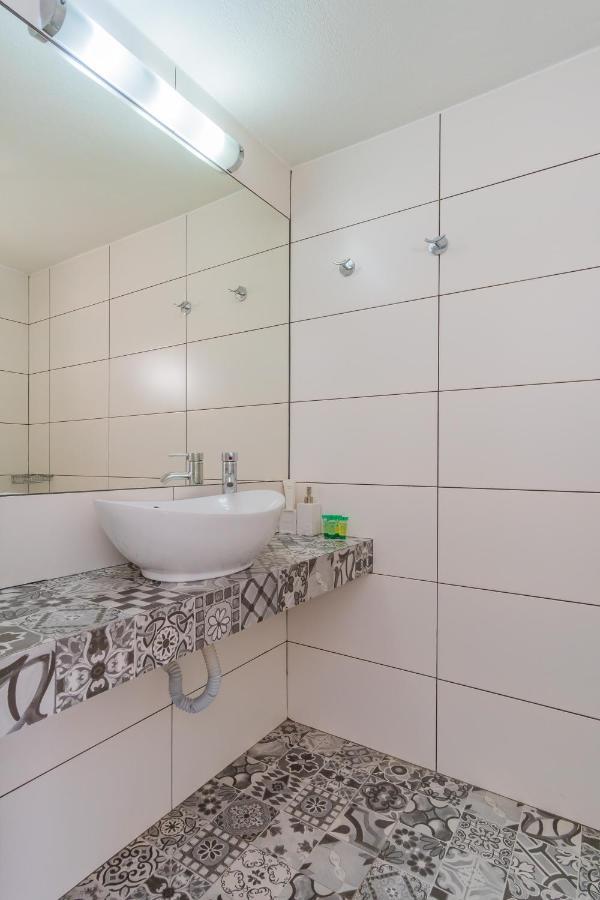 Christina Boutique Studios Elounda Екстер'єр фото